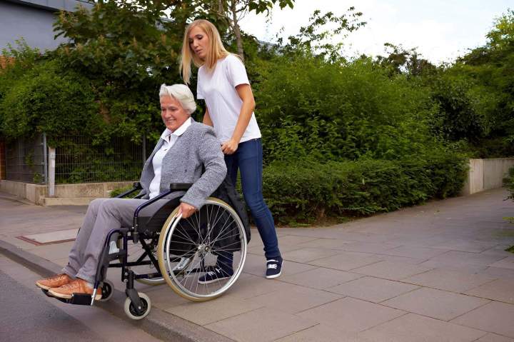 Fauteuil roulant Montreuil